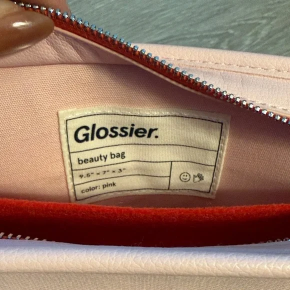 GLOSSIER PINK CANVAS MAKEUP BAG - Picture 3 of 5